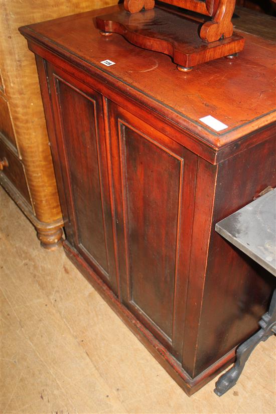 Mahogany dwarf cabinet